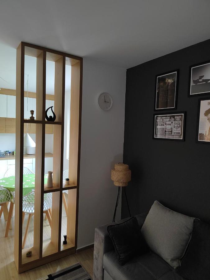 Lovely One Bedroom Apartment Ub Экстерьер фото